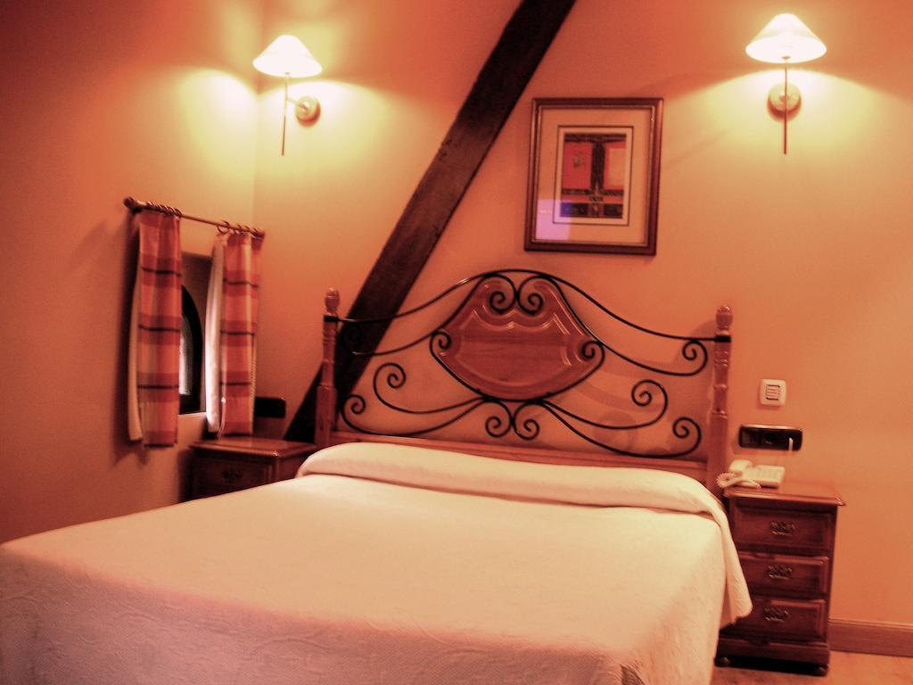 Hotel Mauleon Legazpia Room photo